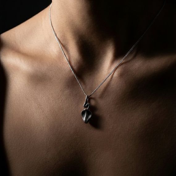 Кобра - подвеска в виде змеи из серебра 925, живое фото 2