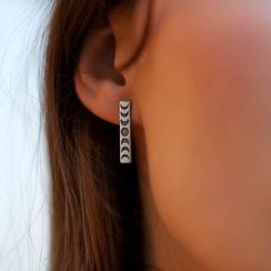 Серьги Фазы Луны прямые из серебра 925 пробы