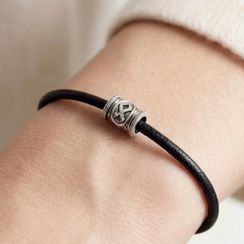 Шарм Одал из серебра