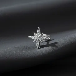 Серьги-пусеты Вифлеемская звезда из серебра 925 пробы с фианитами