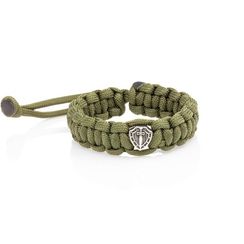 Браслет с шармом Щит и меч из мельхиора - зеленый паракорд
