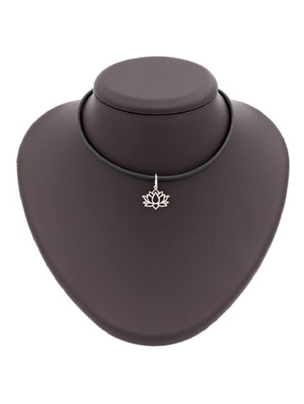 Подвеска Лотос малый из серебра на постаменте