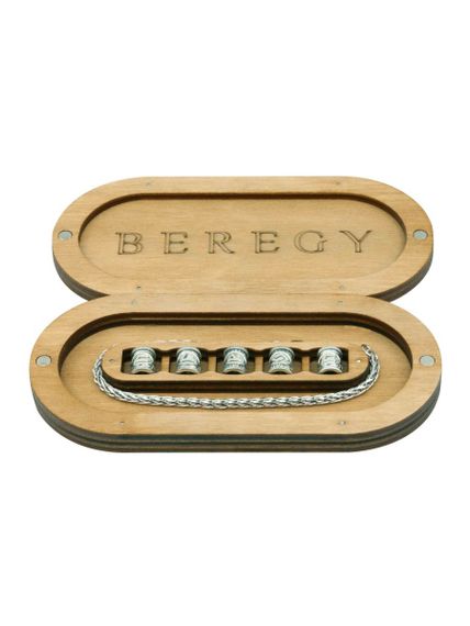 Деревянный футляр-шкатулка для скандинавских рун Старшего Футарка 5 шт., с наполнением вид спереди