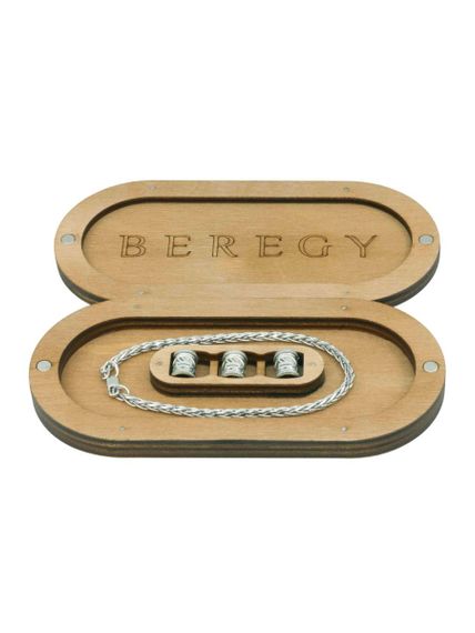 Деревянный футляр-шкатулка для скандинавских рун Старшего Футарка 3 шт., с наполнением вид спереди