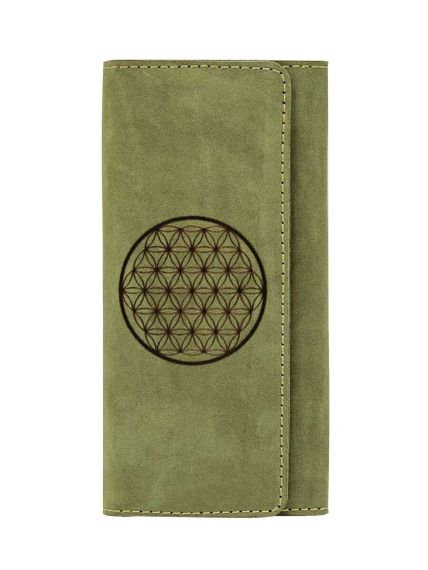 Фото функционального кошелька Цветок жизни из зеленого нубука, вид фасад.