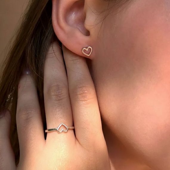 Серьги и кольцо Сердце из серебра (моно)