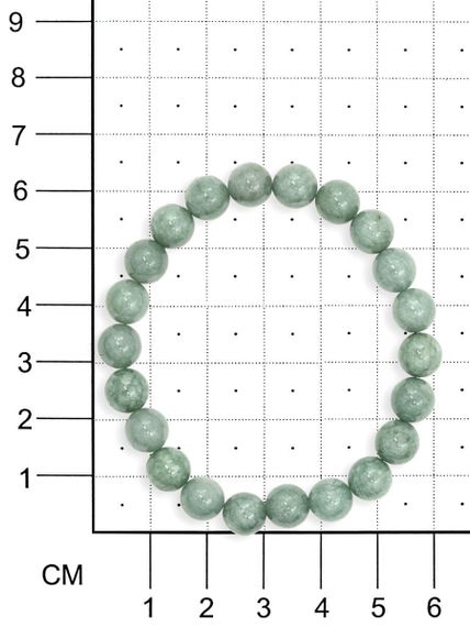 Браслет из камней жадеита фотография, на размерной сетке