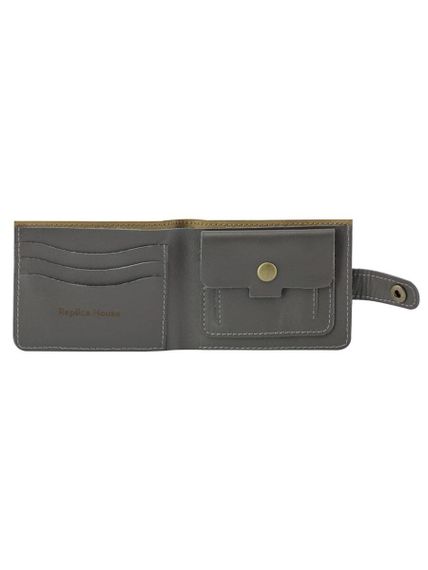 Фото портмоне Классическое серая кожа, вид внутри без наполнения.