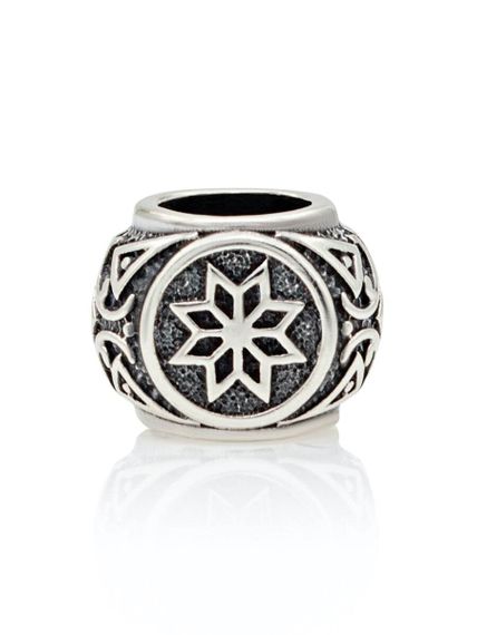 Купите шарм Алатырь из серебра 925 пробы с доставкой, фото на белом фоне анфас