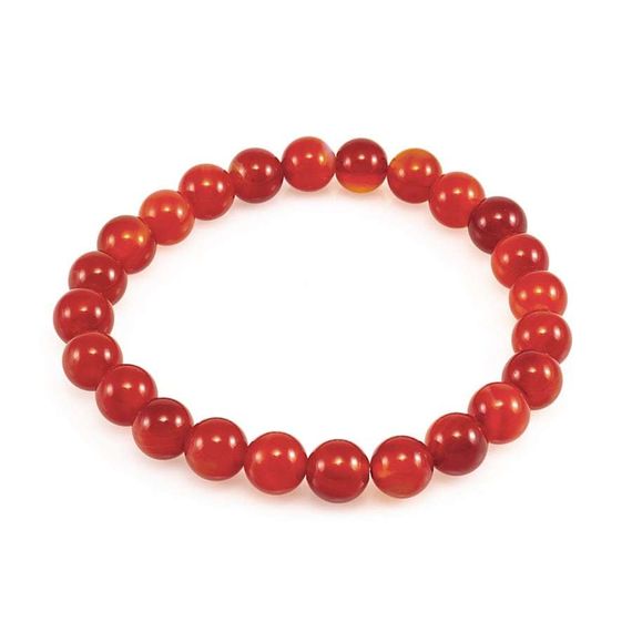 Изображение браслета на эластичной нити из камней сердолика.