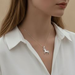 Подвеска Лошадь на дыбах - кулон из серебра 925 пробы