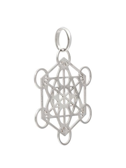 Фото подвески Куб Метатрона большой из серебра, вид сбоку.