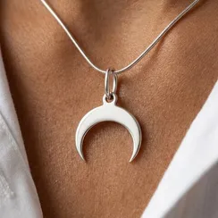 Лунница подвеска из серебра