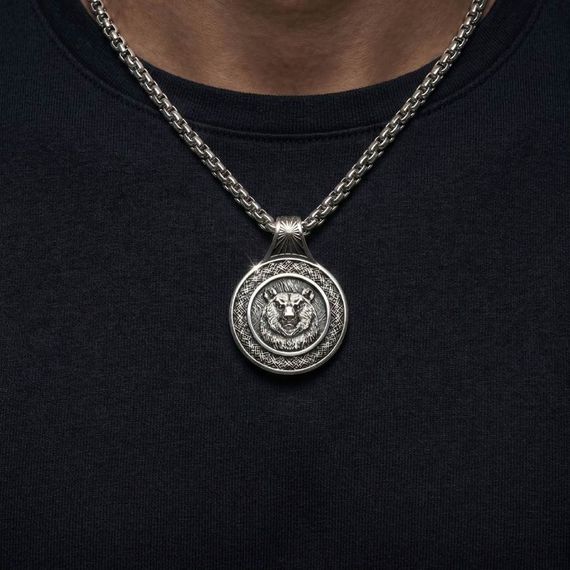 Серебряный оберег с символом Велеса и медведем подвеска, живое фото 1