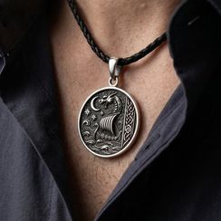 Корабль и дракон - подвеска из мельхиора