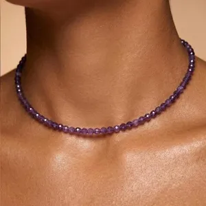 Чокеры из камней