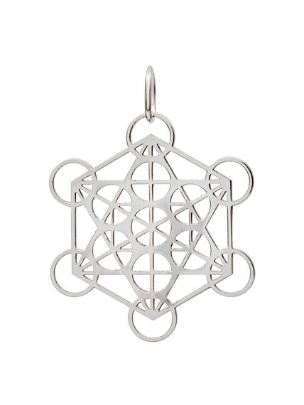 Фото подвески Куб Метатрона малый из серебра, вид анфас.