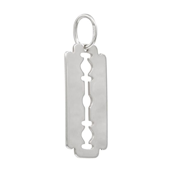 Лезвие - ювелирная подвеска из серебра 925 пробы, вид сзади полубоком