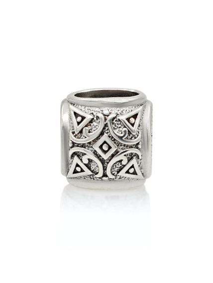 Купите шарм Агисхьяльм из серебра 925 пробы с доставкой, фото на белом фоне сбоку