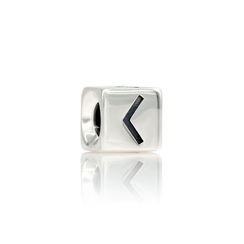 Шарм куб с руной Кеназ - подвеска из серебра 925 пробы