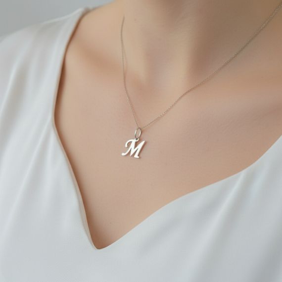 Подвеска в виде буквы М - кулон из серебра 925 пробы, живое фото 2