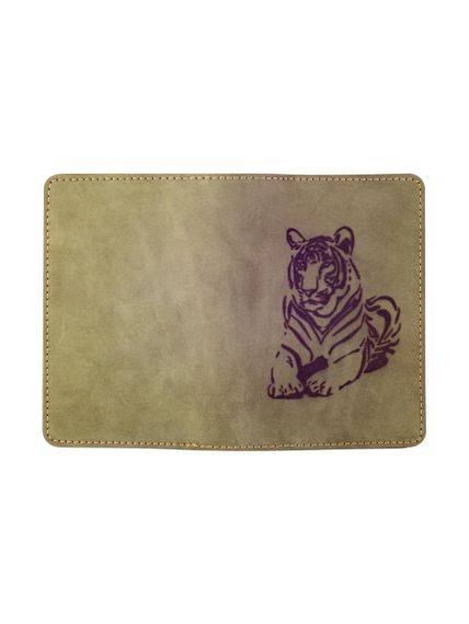 Изображение обложки для паспорта Тигр из зеленого нубука, в развернутом виде.
