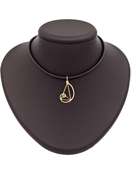 Фото подвески золотое сечение из серебра с позолотой на постаменте