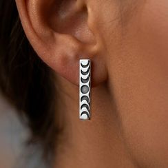 Серьги Фазы Луны прямые из серебра 925 пробы