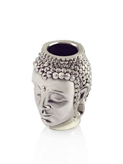 Фотография бусины Будда из серебра, вид сверху в полуоборот.