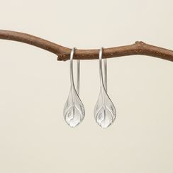 Серьги Листик из серебра 925 пробы