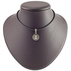 Близнецы знак зодиака подвеска