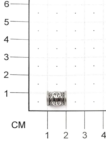 Шарм «Руна Альгиз» из серебра на размерной сетке