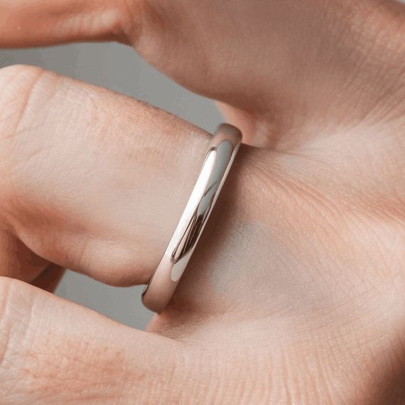 Кольцо обручальное 3 мм из серебра 925, живое фото 2