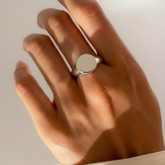 Кольцо Круг под гравировку из серебра 925 пробы, живое фото 3