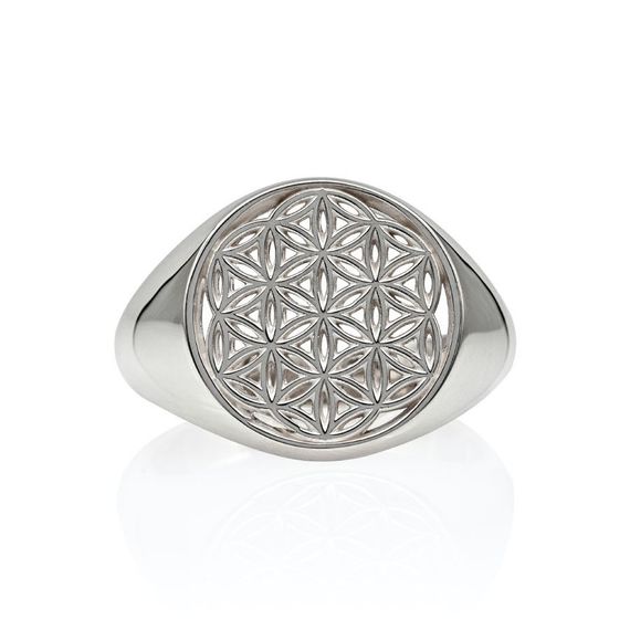 Кольцо Цветок жизни из серебра, вид спереди
