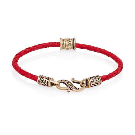 Браслет гайтан красный 3 мм с руной Феху Бронза, вид сзади