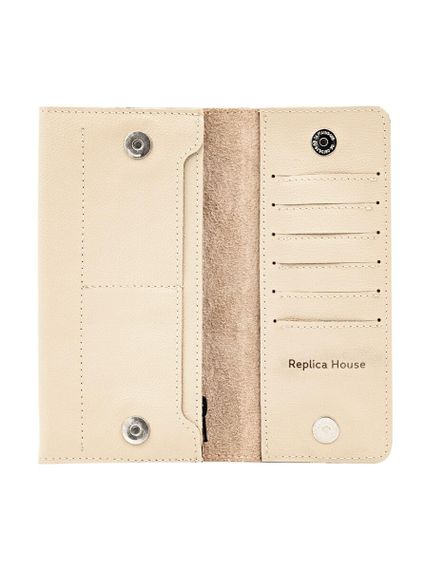 Фото функционального кошелька Классический из молочной кожи, развернутый вид без наполнения.