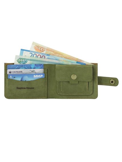 Фото портмоне Классическое зеленая кожа, вид фасад развернуто.