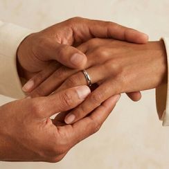 Кольцо обручальное 4 мм из серебра 925