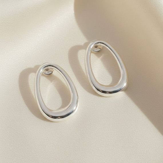 Серьги Овал из серебра 925 пробы, живое фото 2