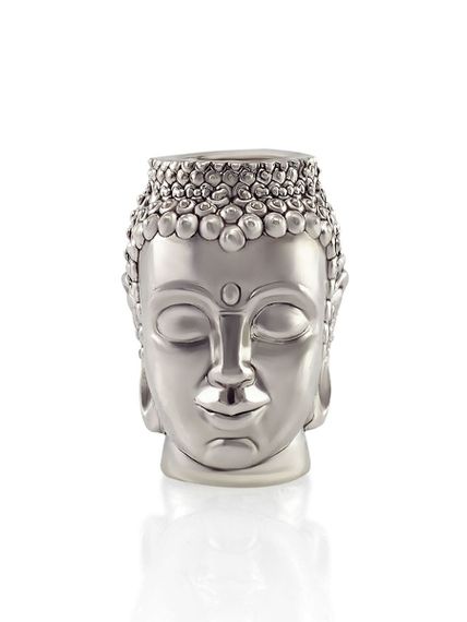 Фотография бусины Будда из серебра, вид в анфас.