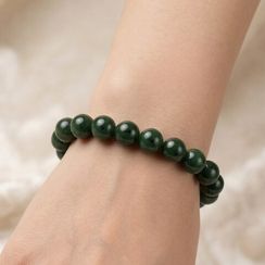 Браслет из камней нефрита