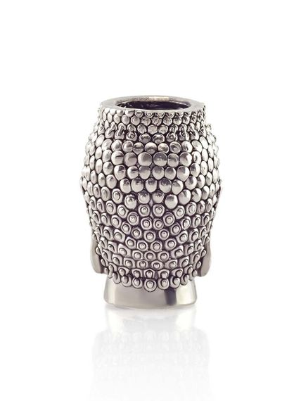 Фотография бусины Будда из серебра, вид сзади.