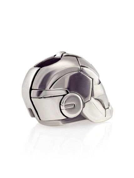 Фото бусины из серебра справа.