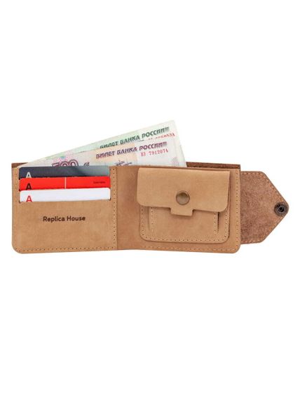 Фото компактного портмоне Всевидящее Око из светло-коричневого нубука, с наполнением.