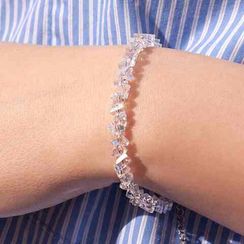 Браслет из имитации светлого хрусталя 6 мм