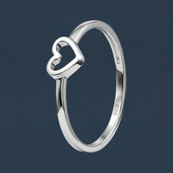 Кольцо с сердечком из серебра 925