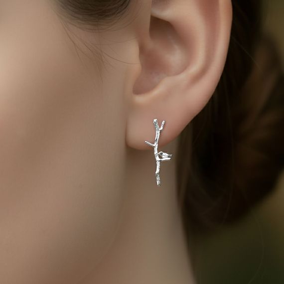 Серьги Ветка из серебра 925 пробы, живое фото 1