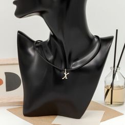 Подвеска в виде буквы Х - кулон из серебра 925 пробы