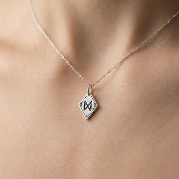 Подвеска Руна Дагаз - кулон из серебра 925, живое фото